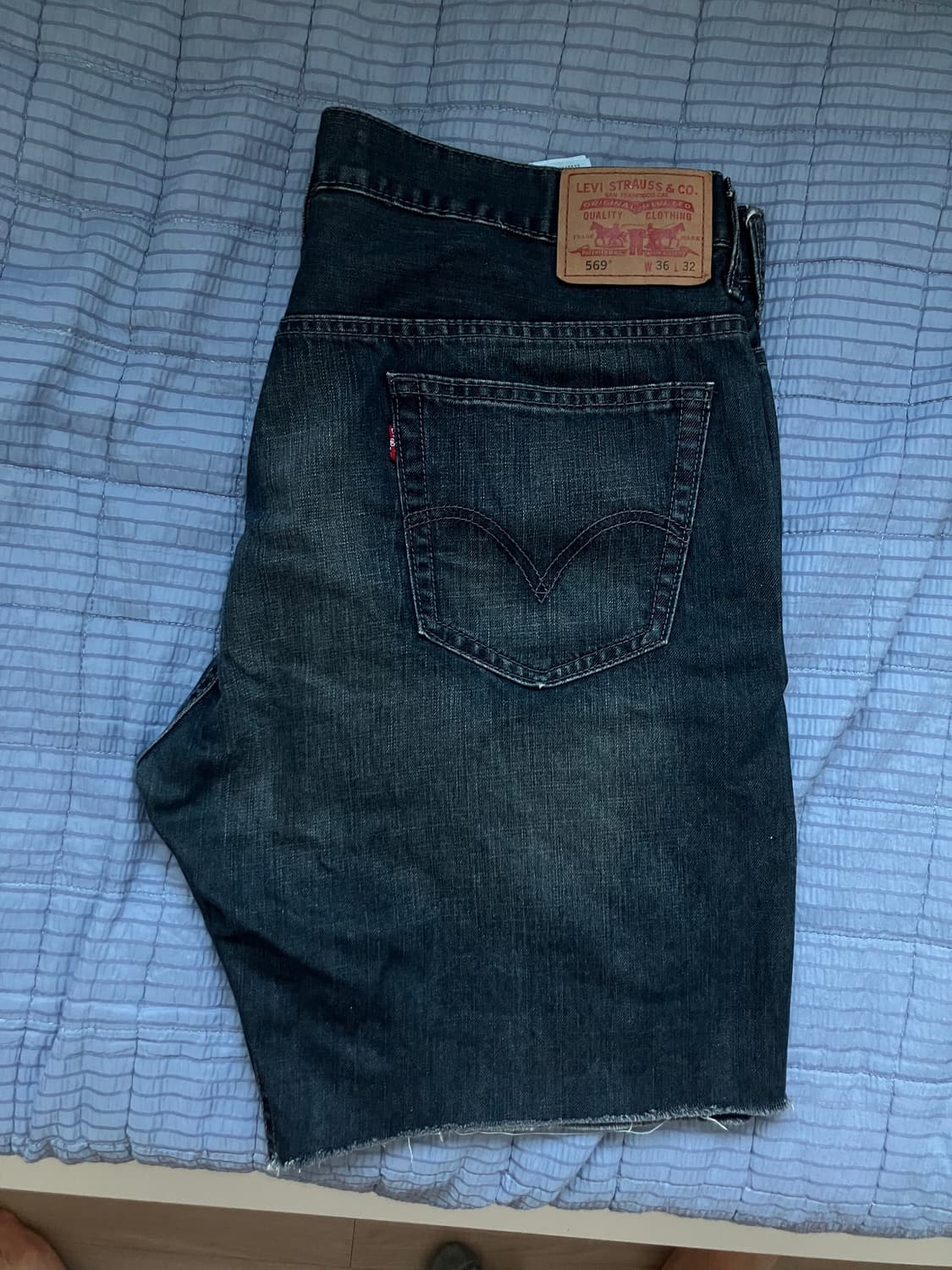 (36) 리바이스 569 흑청 반바지 상품이미지1