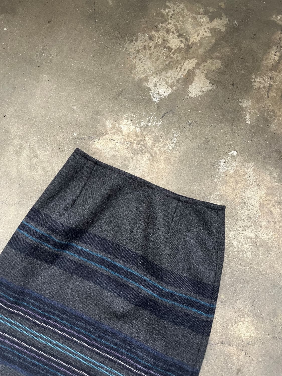 Maxmara 스트라이프 그레이 스커트 상품이미지5