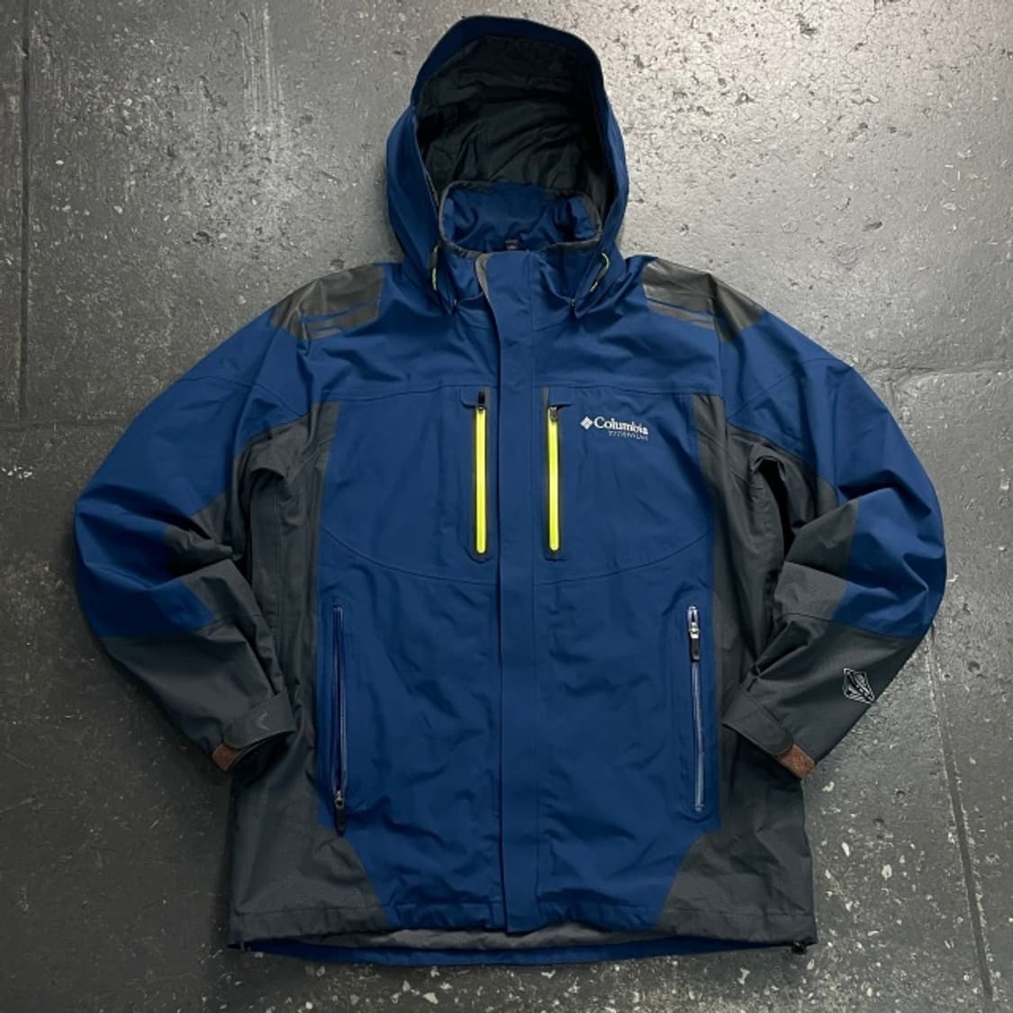 100 콜럼비아 옴니테크 바람막이 상품이미지1