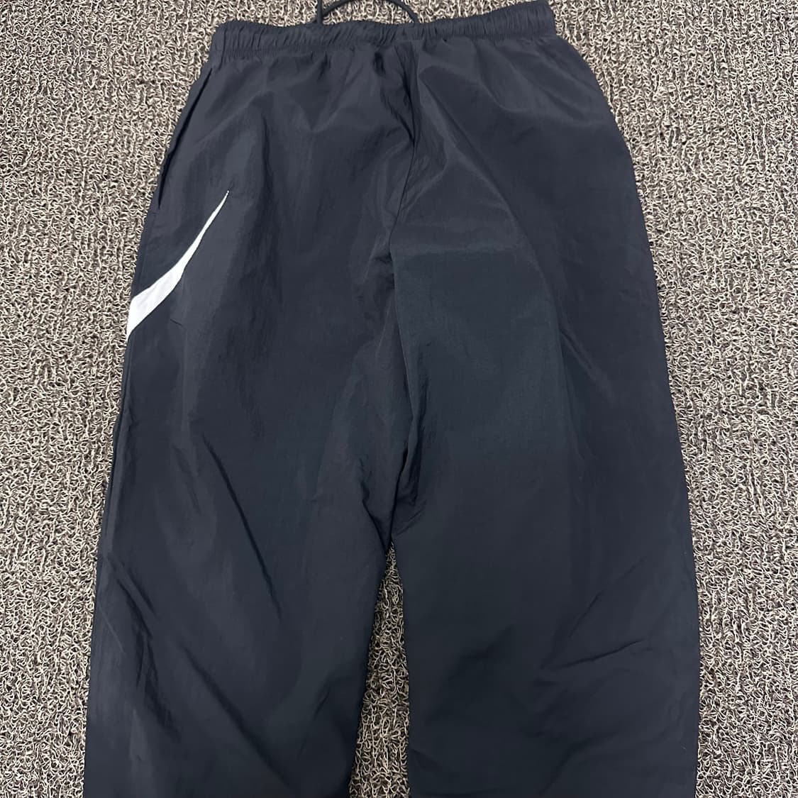 NIKE 스우시 나일론 조거팬츠 운동복 바지 블랙 M 상품이미지5