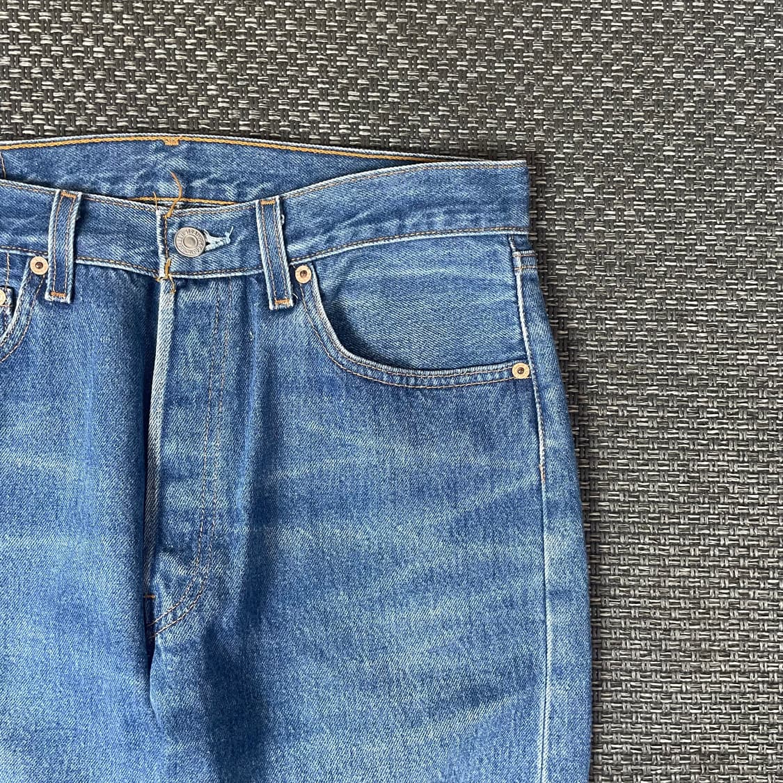 (30) 리바이스 501xx 중청 워싱 4버튼 스트레이트 데님 팬츠 상품이미지3