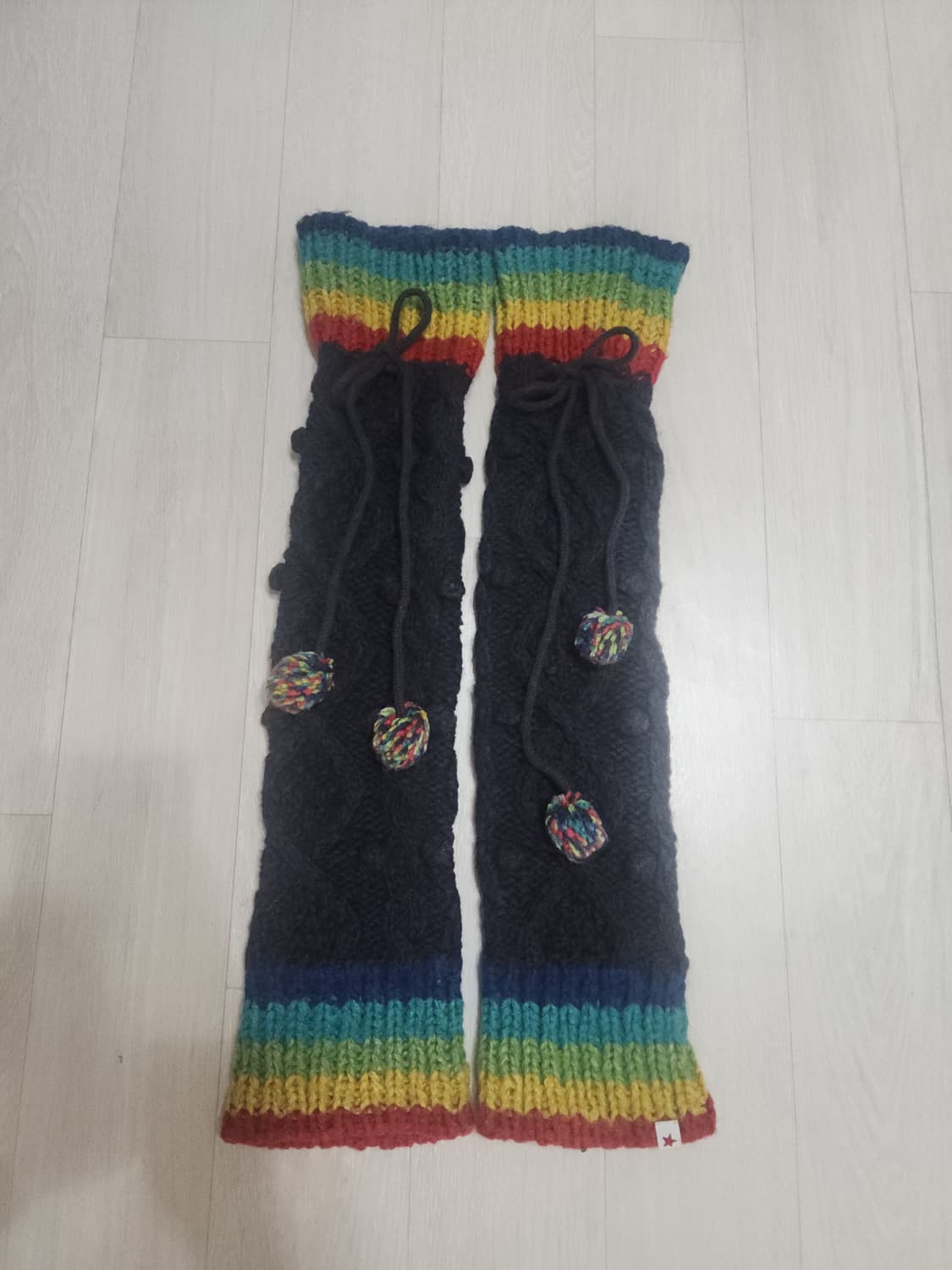 레인보우 폼폼 케이블 니트 레그워머 상품이미지1