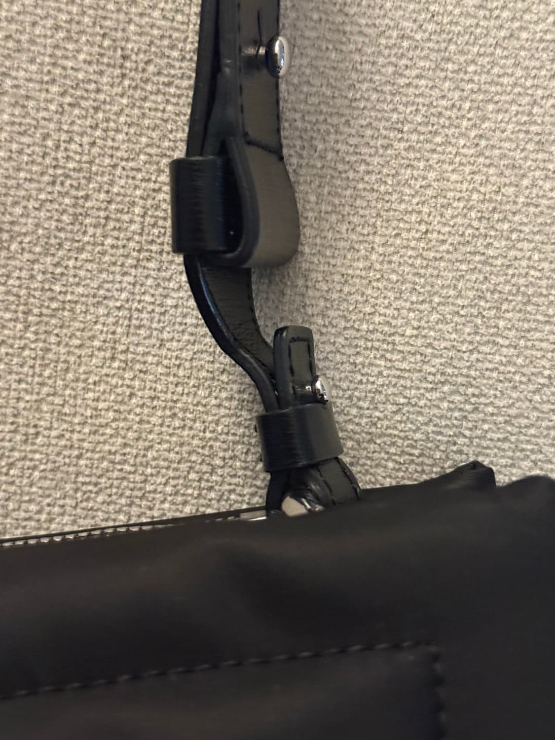 Ganni pillow baguette bag 가니 바게트백 필로우백 상품이미지7