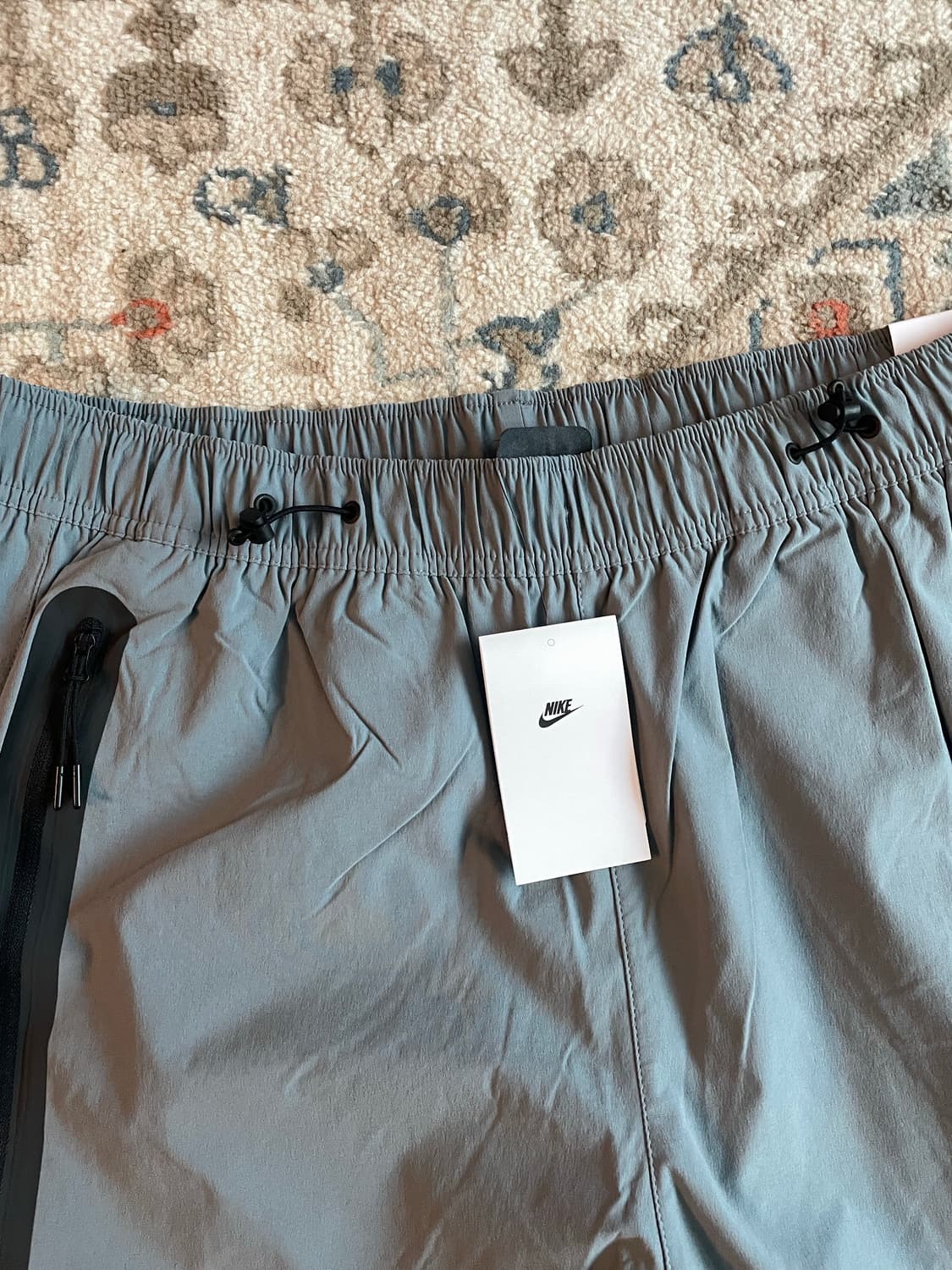 나이키 테크 맨즈 우븐 오픈 헴 팬츠 (새제품.XL) 상품이미지4