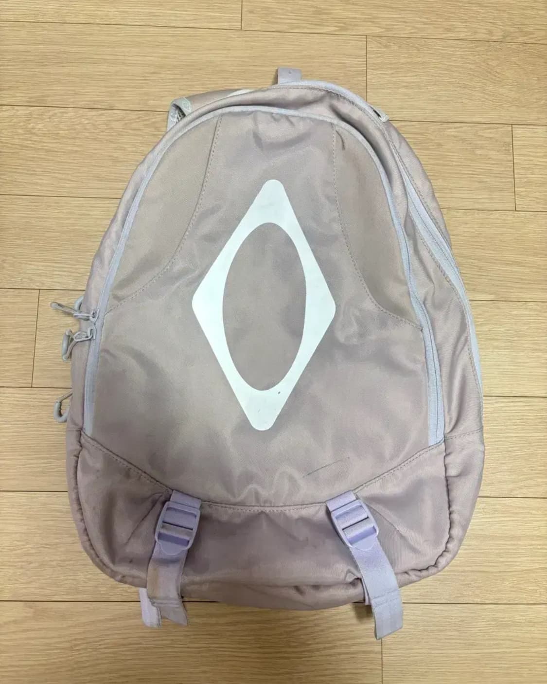 미스치프 롬버스 백팩 급처 상품이미지2