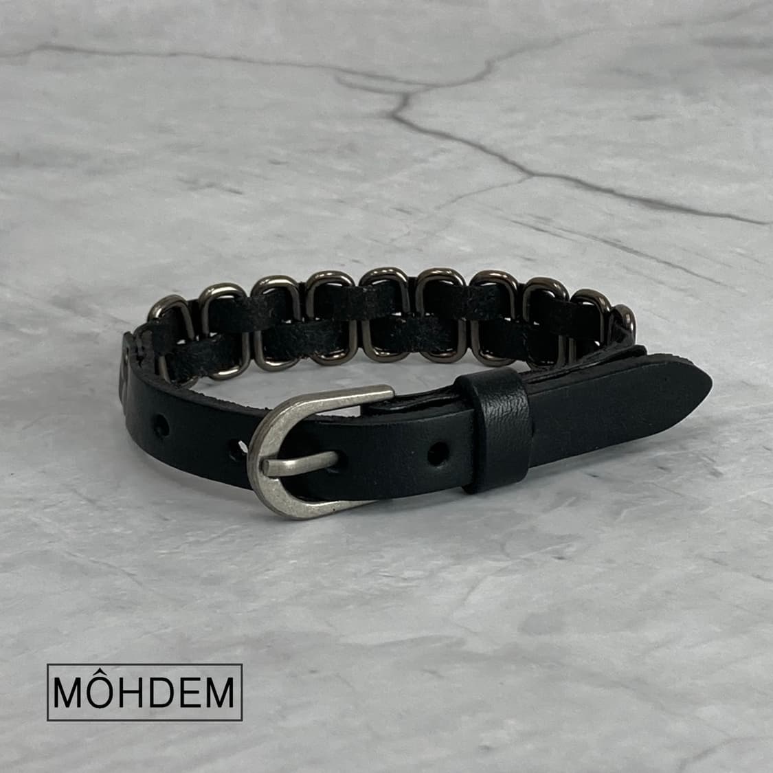 [Unisex] 스터드 빈티지 가죽팔찌 상품이미지3