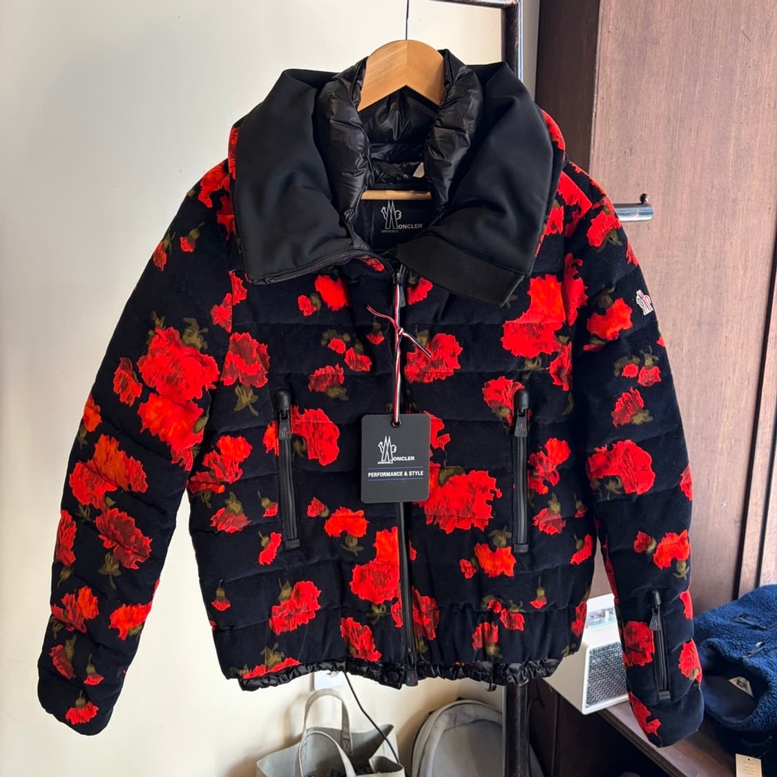 15454 - 몽클레어 플로랄 구스 다운 패딩 상품이미지2