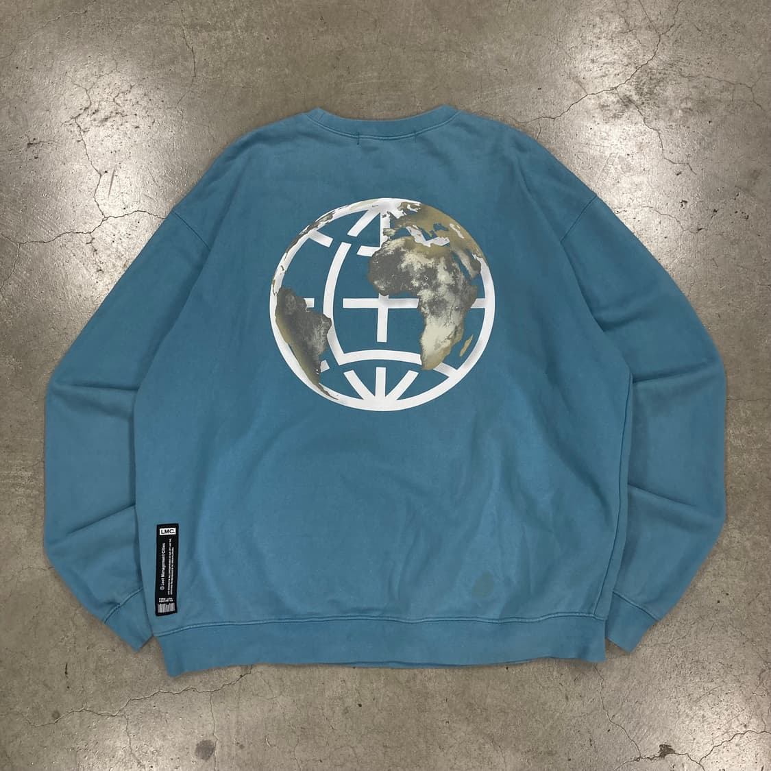 LMC 스카이 컬러 빅로고 맨투맨 상품이미지2