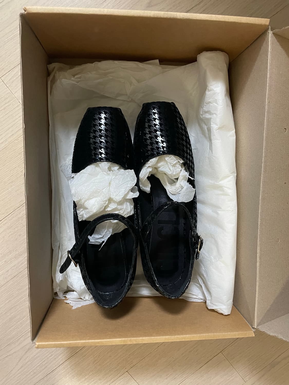 써클. 플랫아파트먼트 발레 메리제인 플랫폼 235 상품이미지2