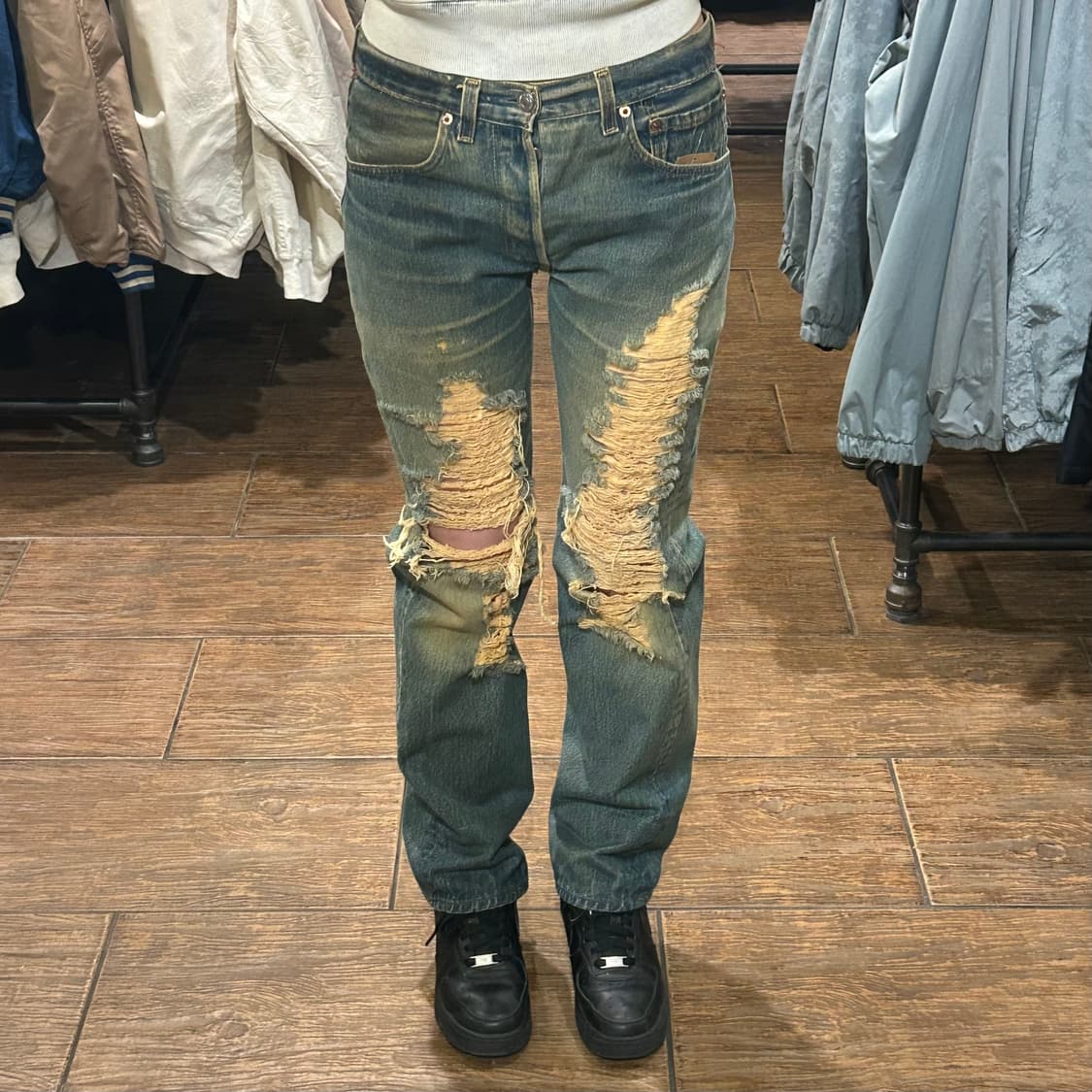 [HI] 리바이스 501 워싱 데미지 데님 팬츠  상품이미지1