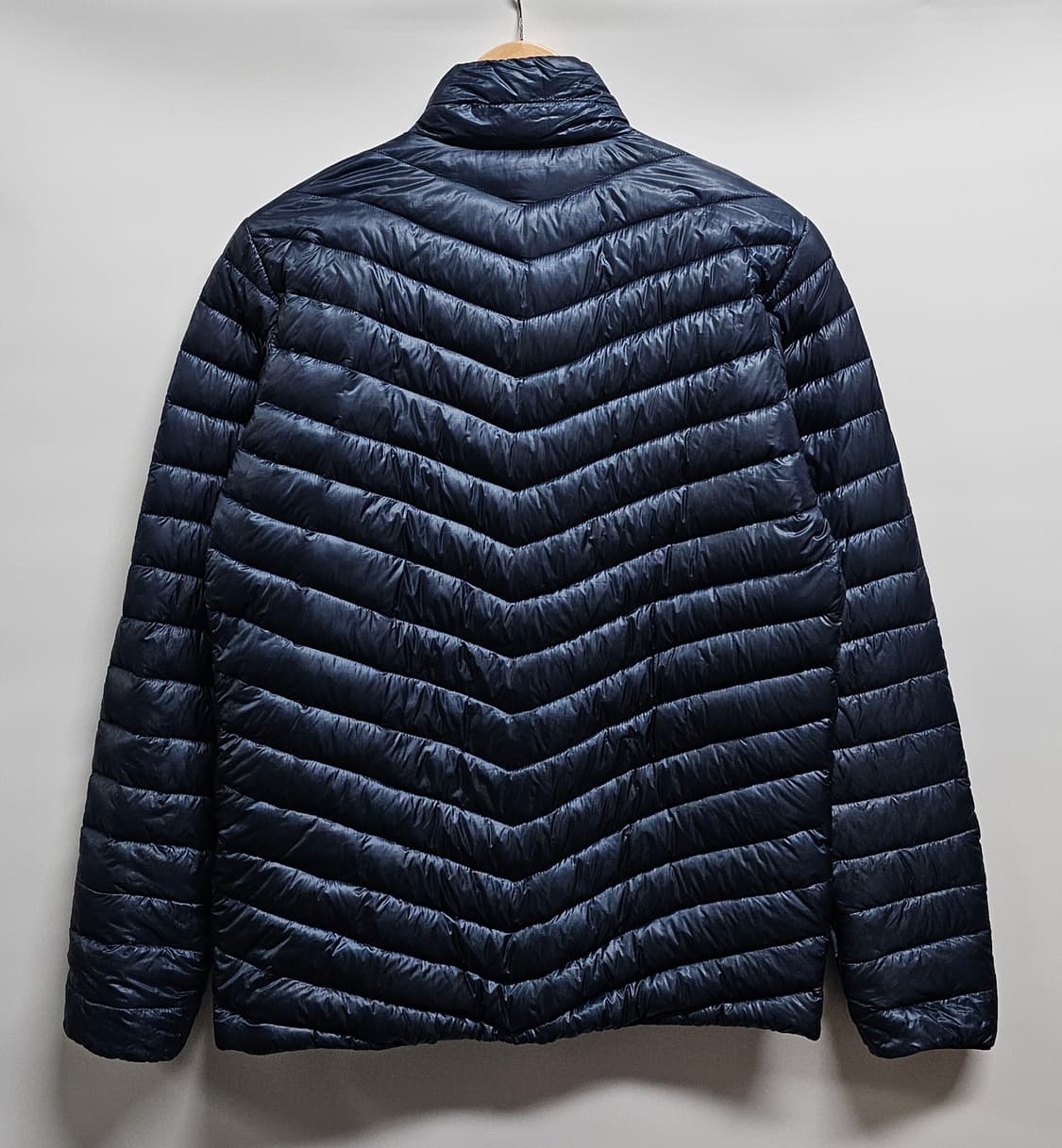 아이더 구스다운 경량패딩 M 상품이미지2