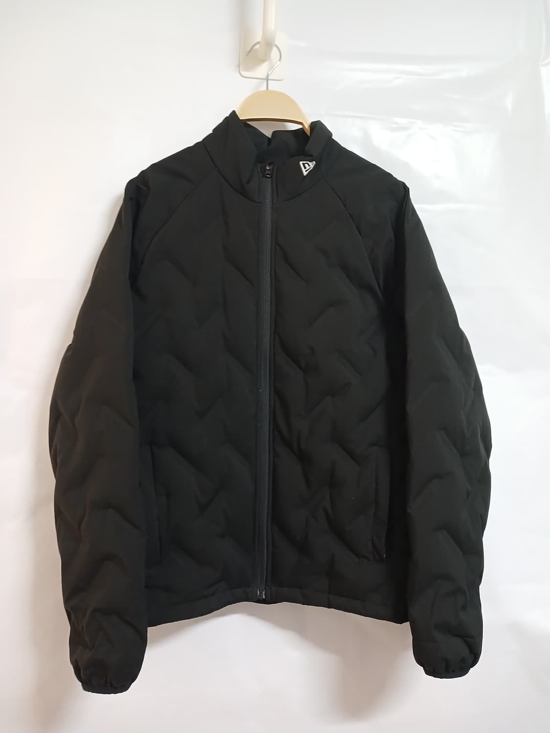 (새상품급,S,90)뉴에라 남성 신슐레이트 퀼팅 구스다운 경량패딩 상품이미지1