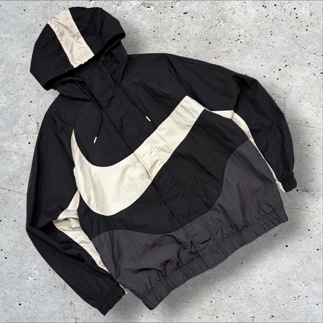 [L] 나이키 라인드 빅스우시 우븐 바람막이 블랙 D389 상품이미지1