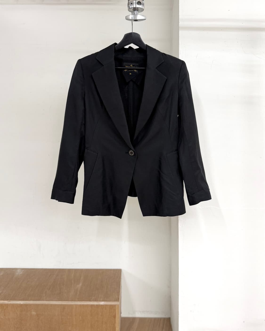 비비안 웨스트우드 블랙 앙글로마니아 자켓 상품이미지1