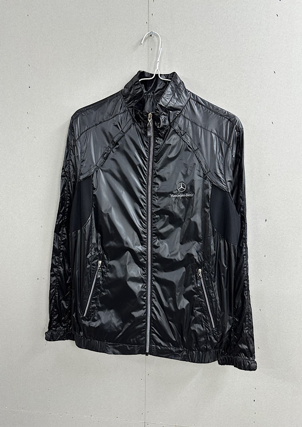 벤츠 경량 바람막이 M  상품이미지1