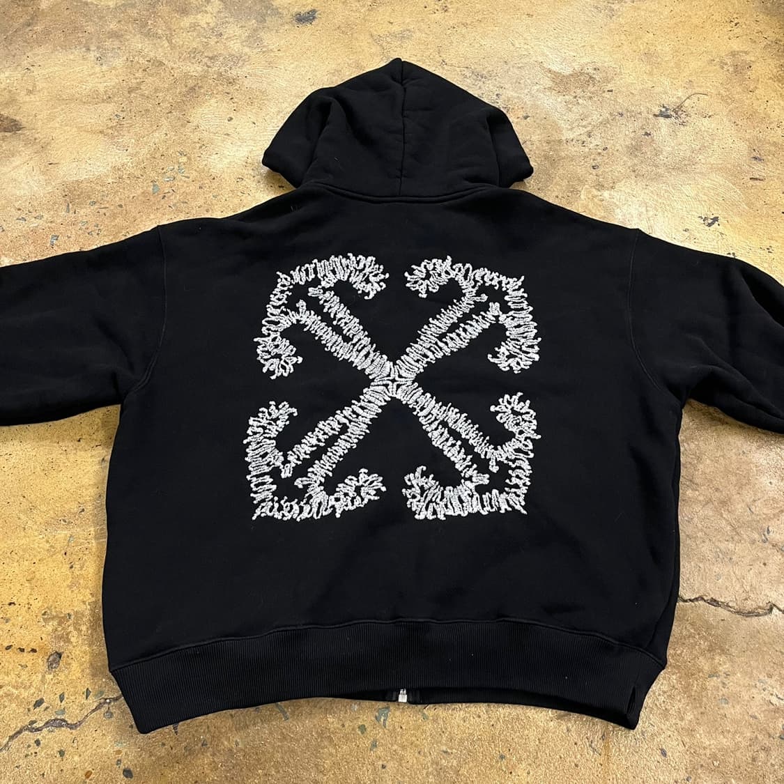 [정품/M] 24SS 오프화이트 타투 애로우 블랙 후드집업 b17 상품이미지4