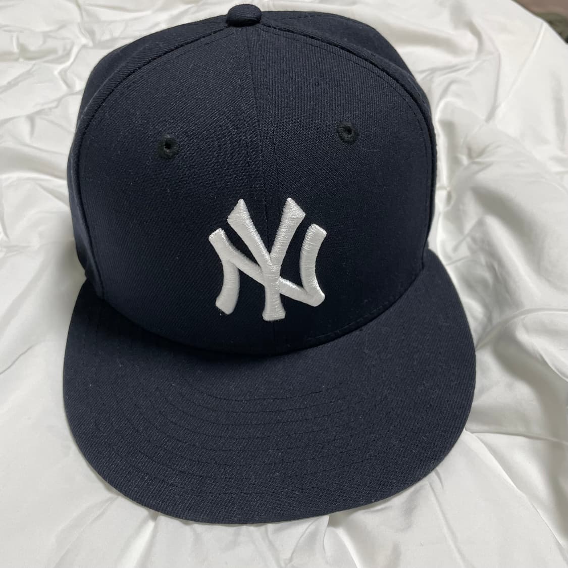 뉴에라 59피프티 MLB 어센틱 뉴욕 양키스 게임 네이비 738 상품이미지1