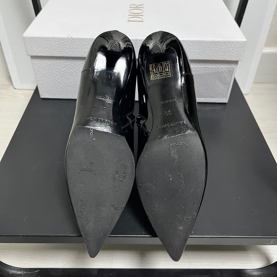 정품 35) 발렌시아가 블랙 페이턴트 슬래시 힐 부츠 225~230 상품이미지5