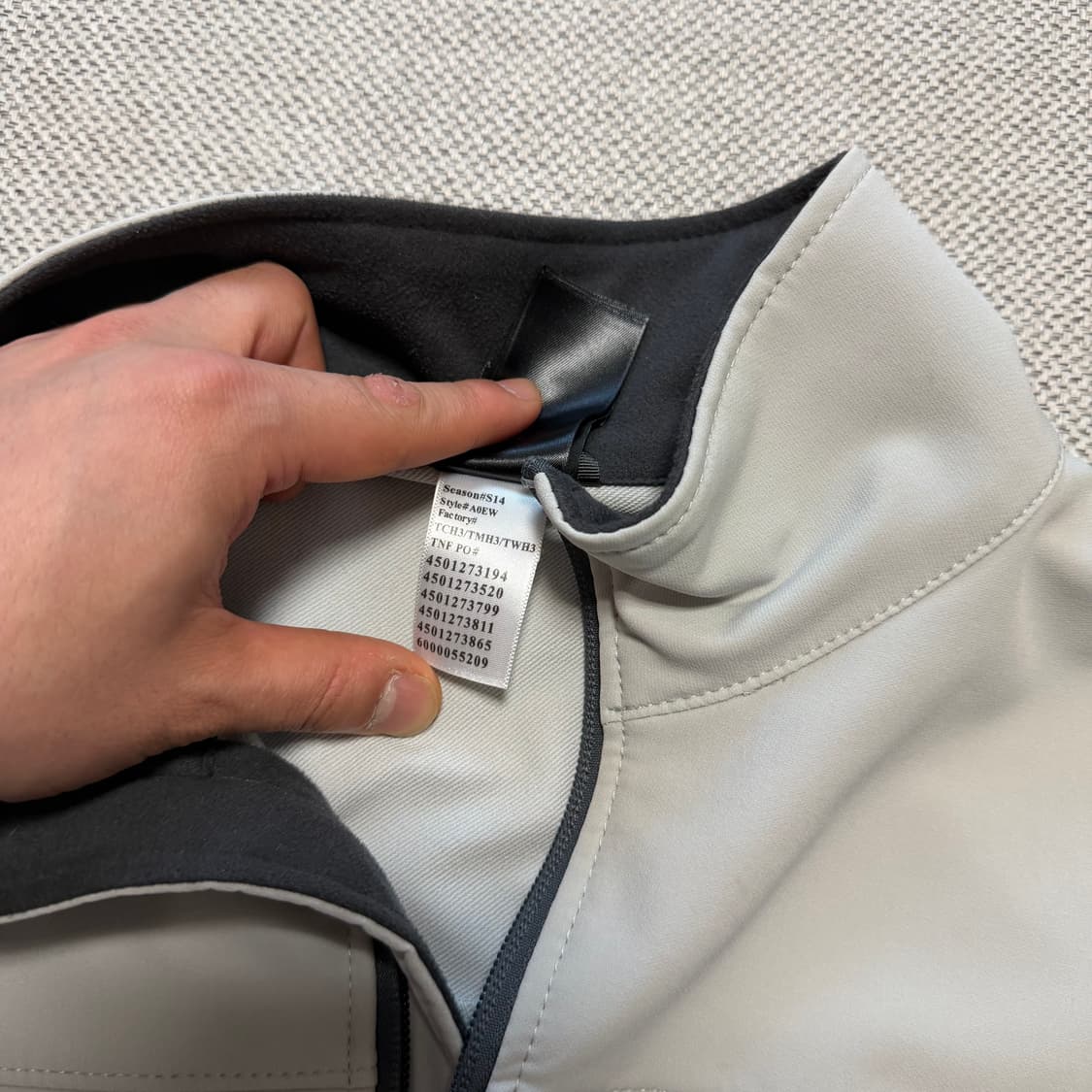 노스페이스 배색 소프트쉘 자켓 상품이미지4