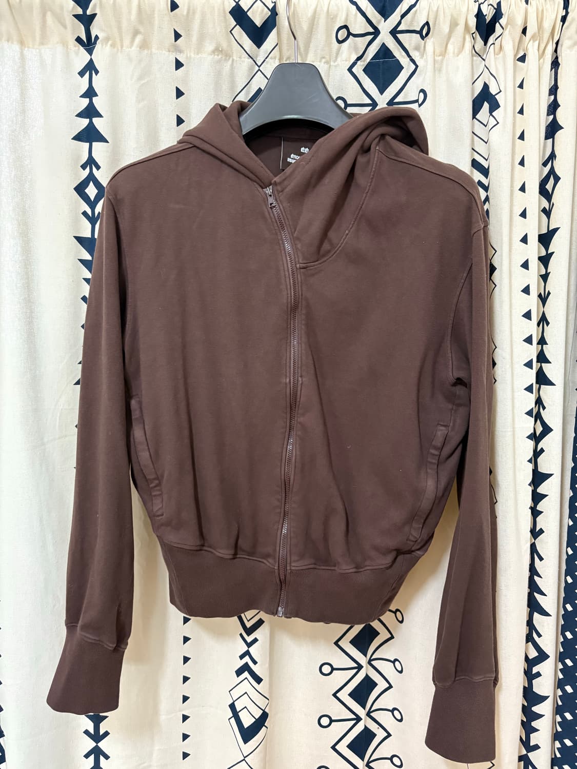 누마레ee 커브드 집업 상품이미지2