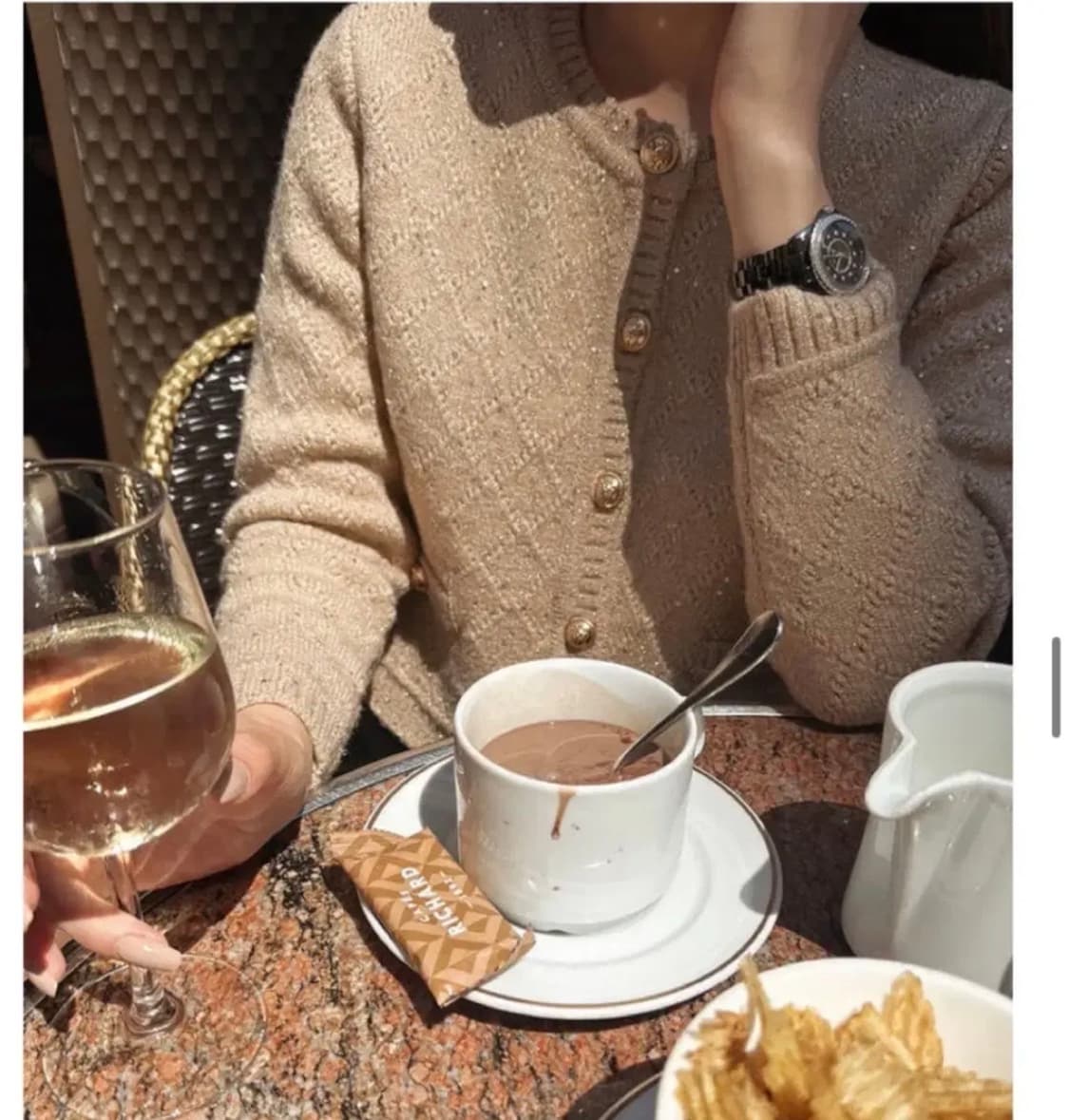 더로랑 펄시퀸 니트 가디건 베이지 m사이즈 상품이미지3