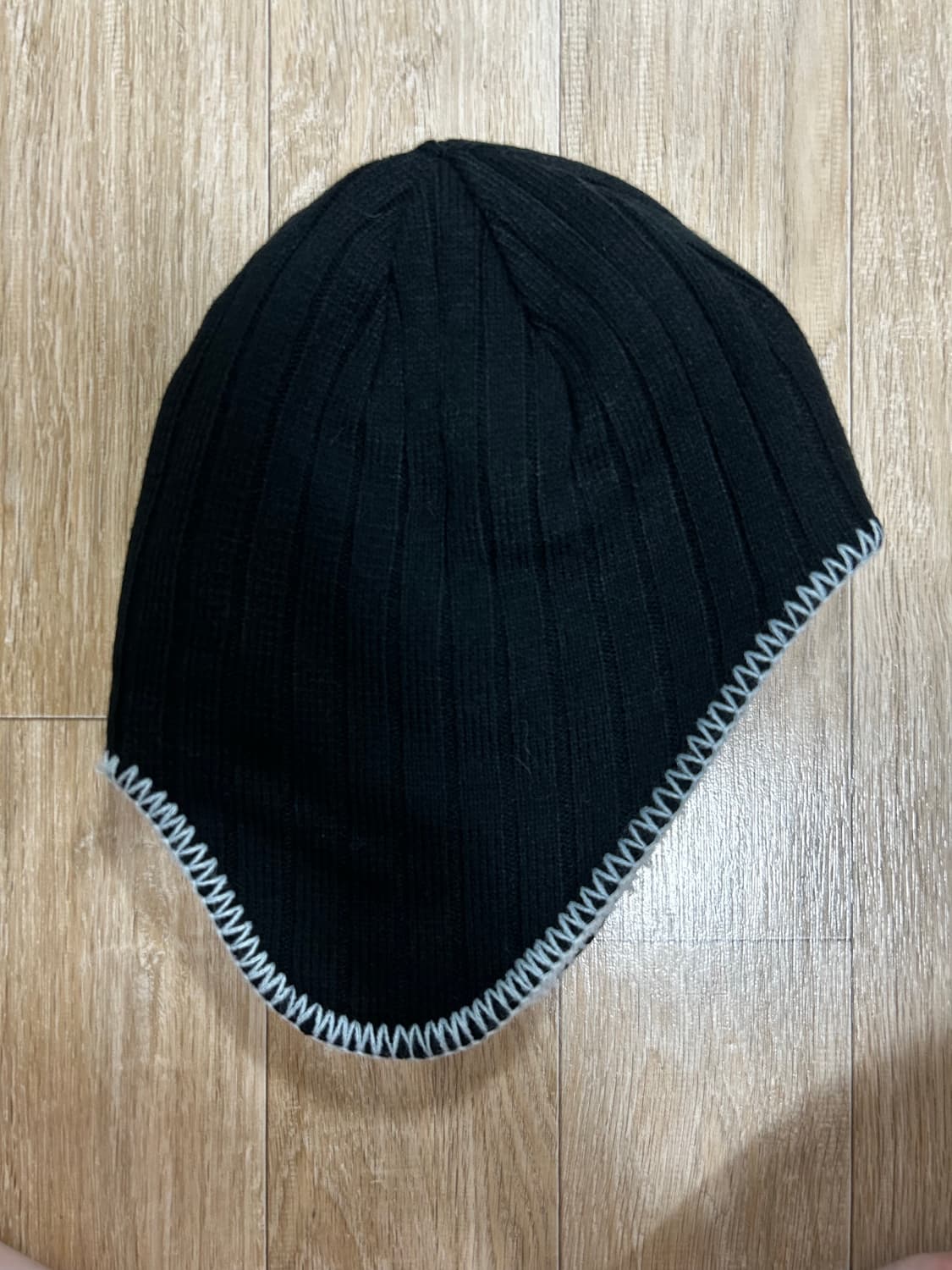reversible ear flap beanie - black/grey 상품이미지3