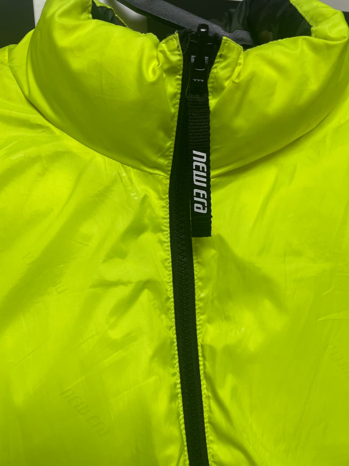 뉴에라 카모 리버시블 패딩 700 105사이즈 상품이미지9