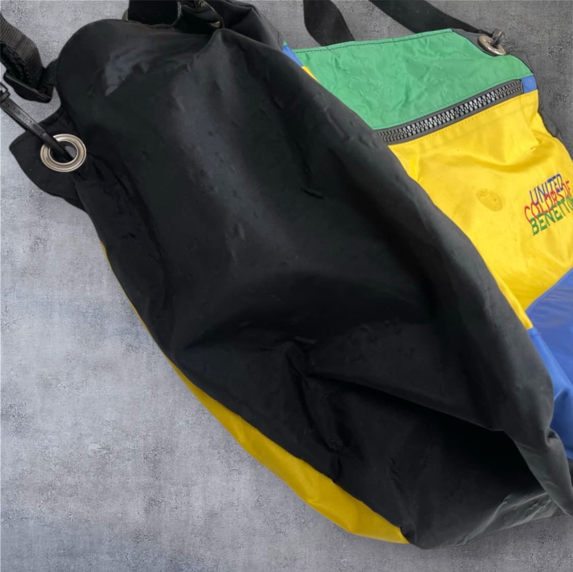 베네통 Benetton 90s 유나이티드 컬러스 멀티컬러 빅 메신저백 상품이미지3