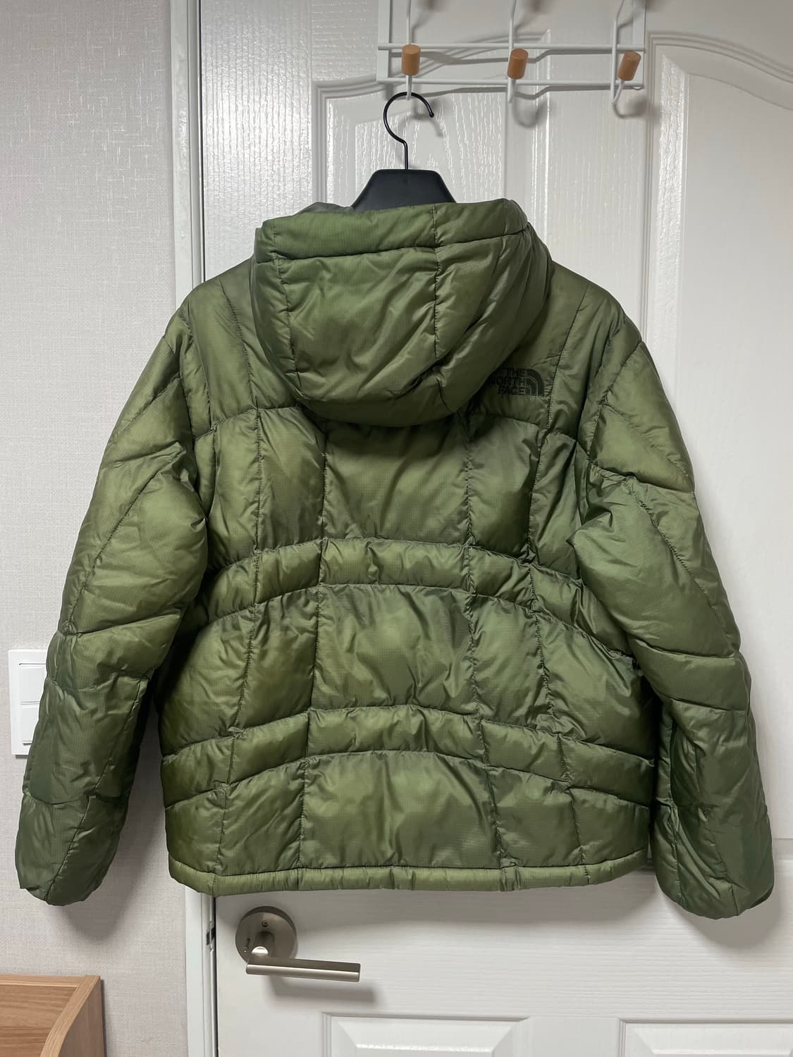 노스페이스 경량패딩 상품이미지4