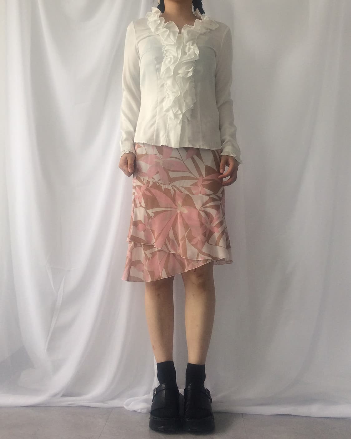 Ruffle point shirt 상품이미지1