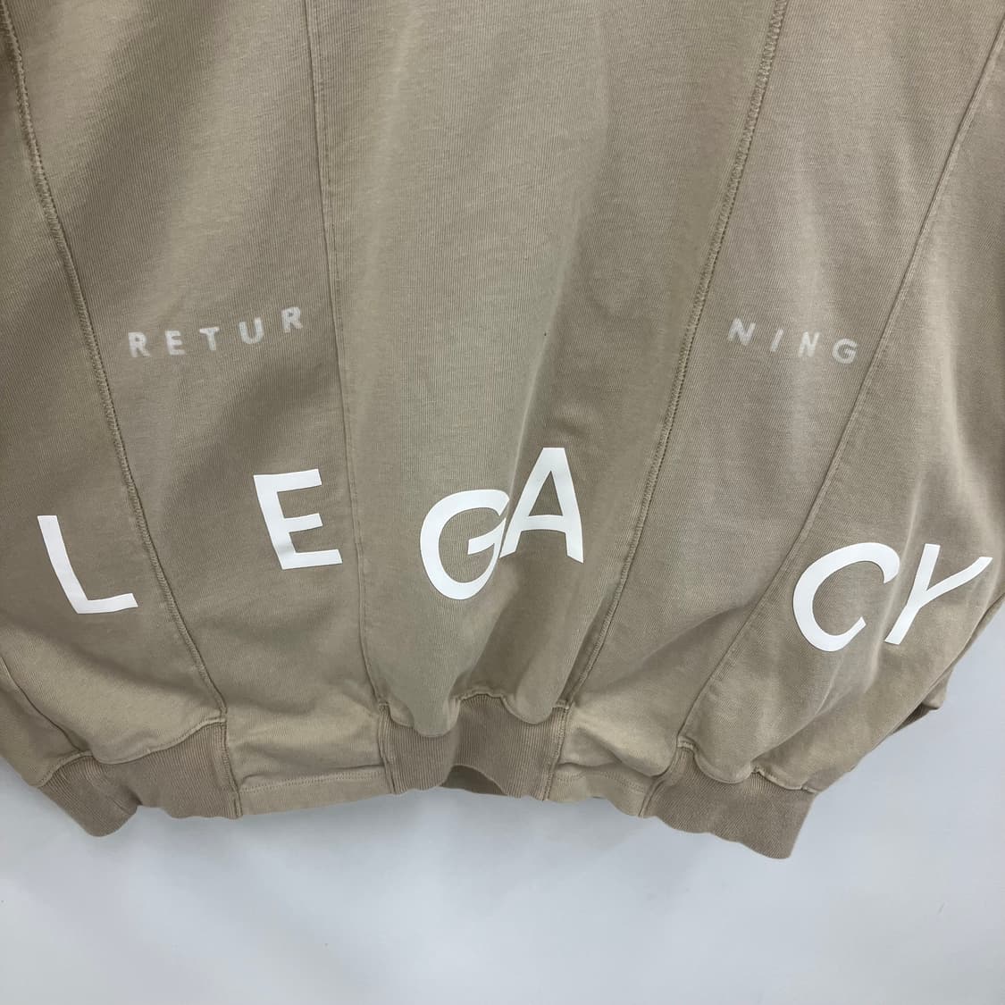 시스템 베이지 스웨트 셔츠 90 상품이미지3