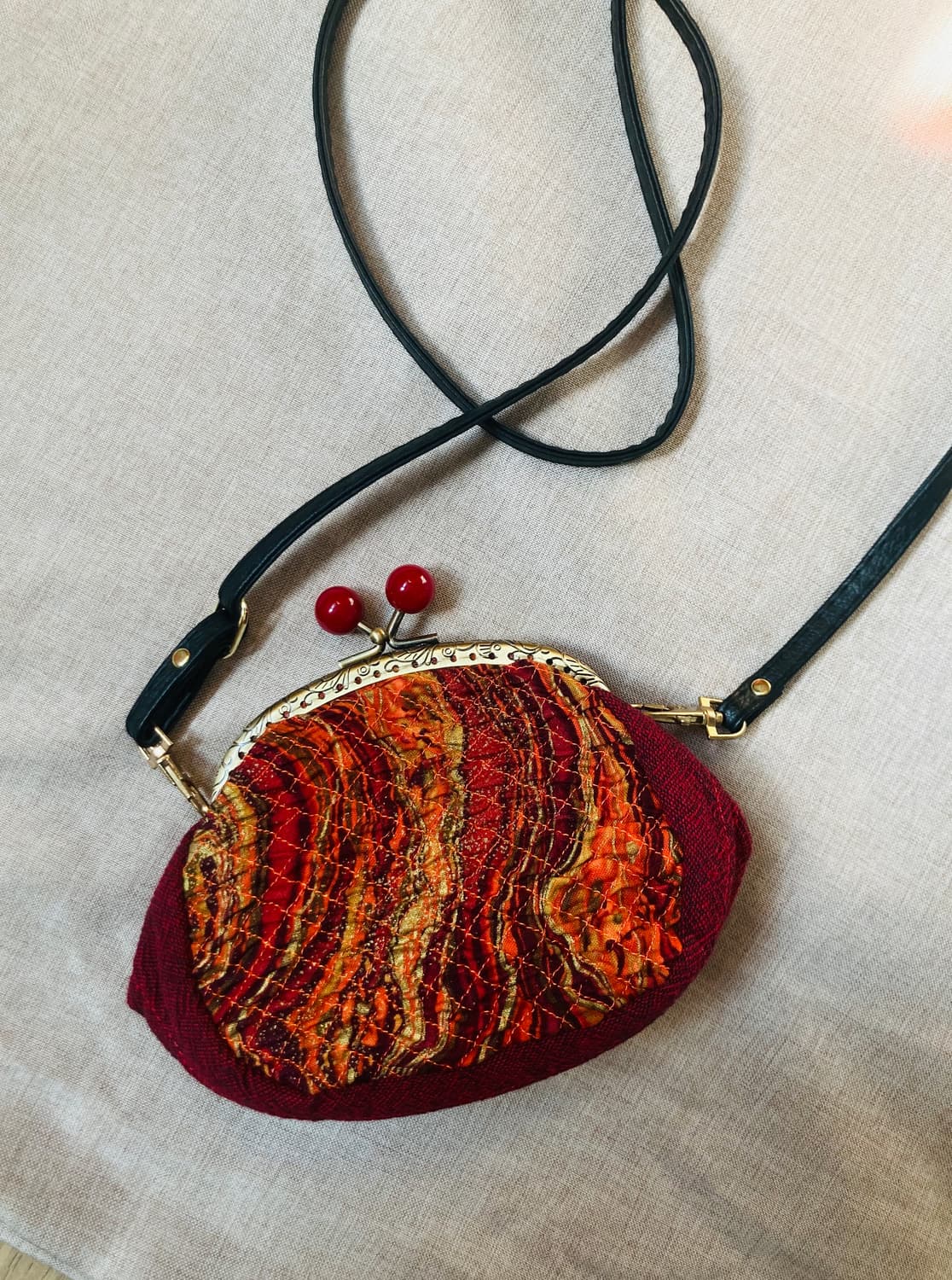 빈티지 무드 핸드메이드 미니 프레임 백 파우치 (스트랩 포함) 상품이미지4