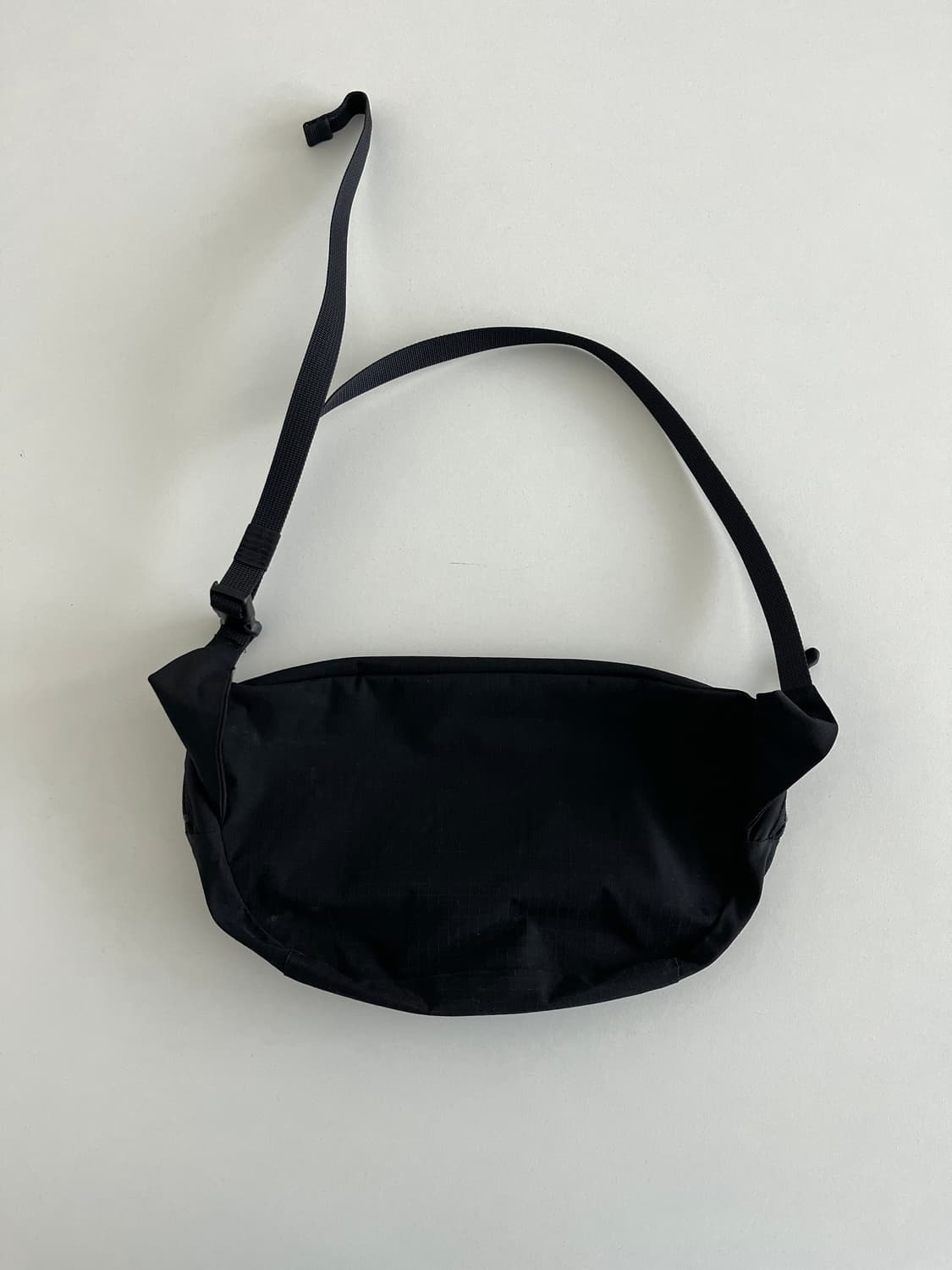 니들스 X DC 힙백 상품이미지3