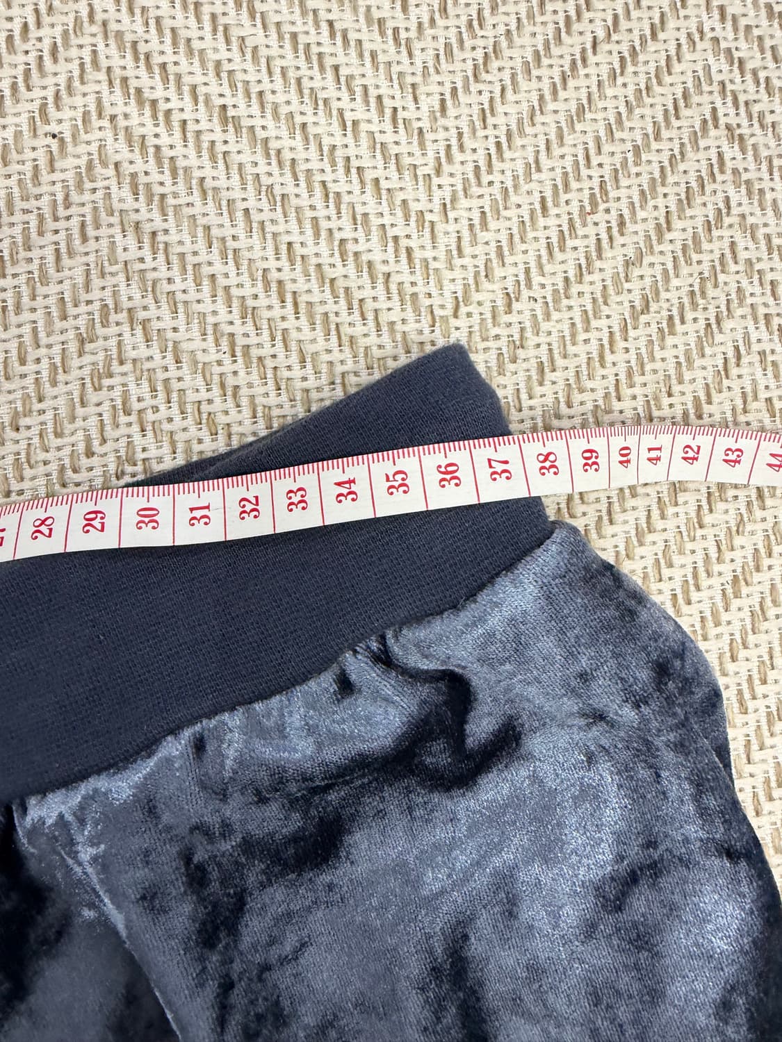 정품) 나이키 여성 벨벳 조거팬츠 L 상품이미지7