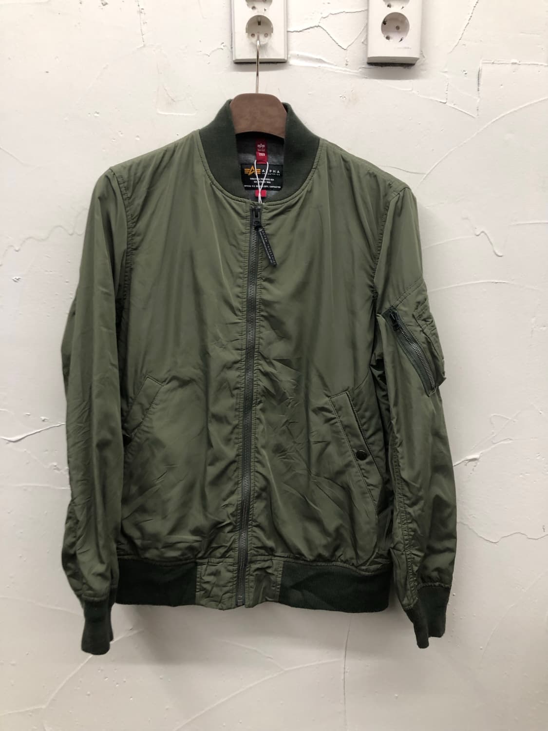 알파 인더스트리 ma1 상품이미지1