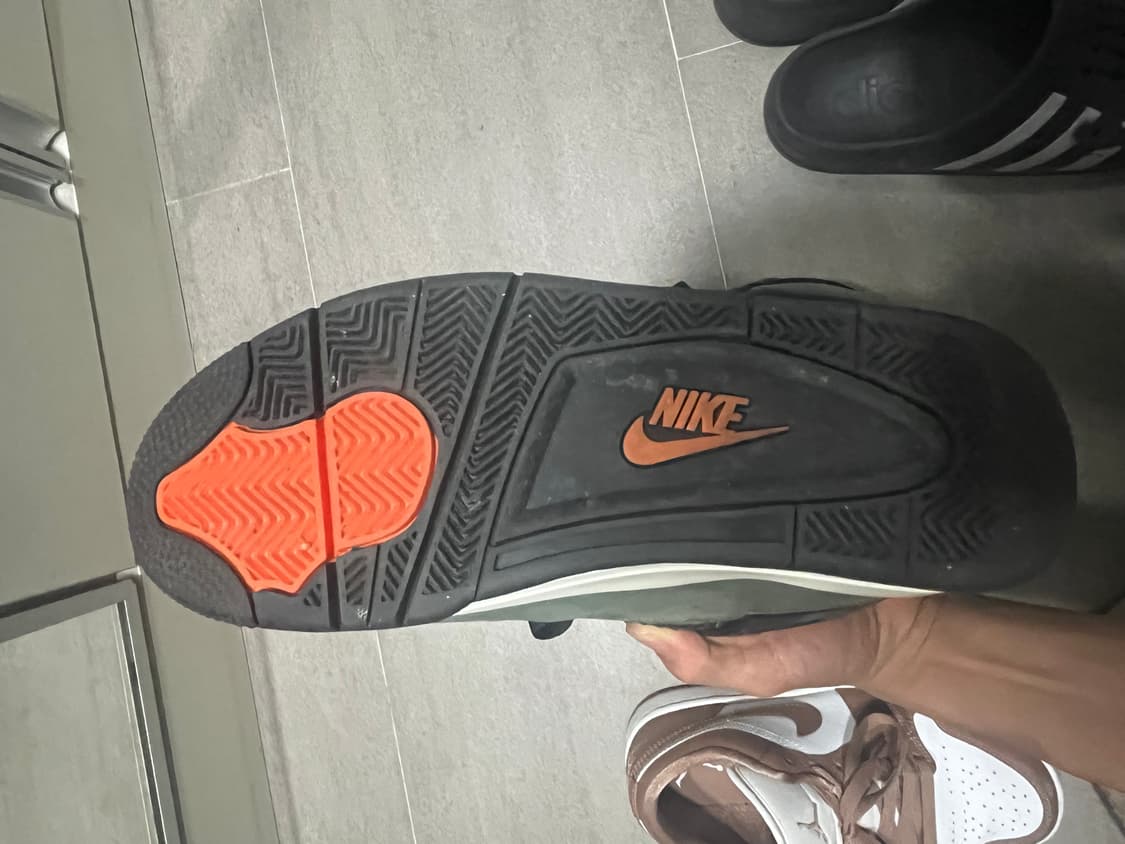 조던 4 언디핏 265 상품이미지3