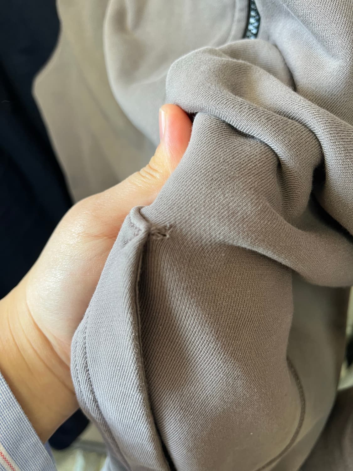 스톤아일랜드 후드집업 상품이미지4