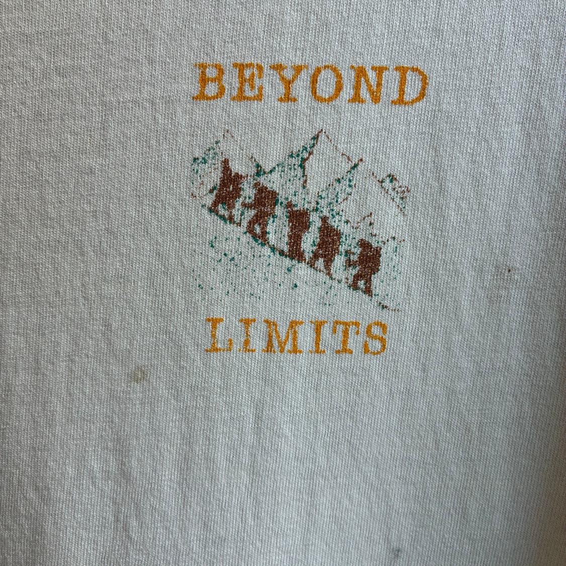 90‘s Vintage Hanes Graphic T-Shirt 상품이미지3