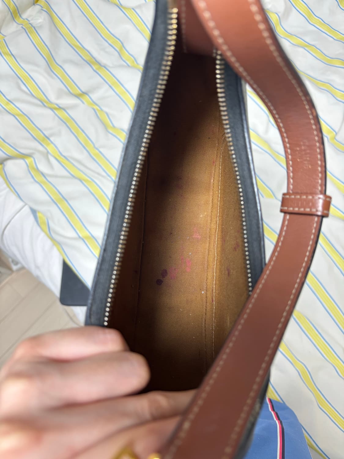 셀린느 아바백 상품이미지8