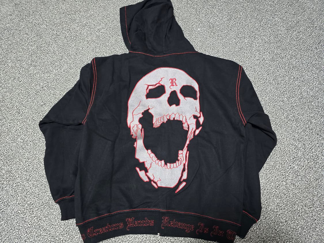 [L] REVENGE 리벤지 자수 후드 집업 블랙 레드 상품이미지4