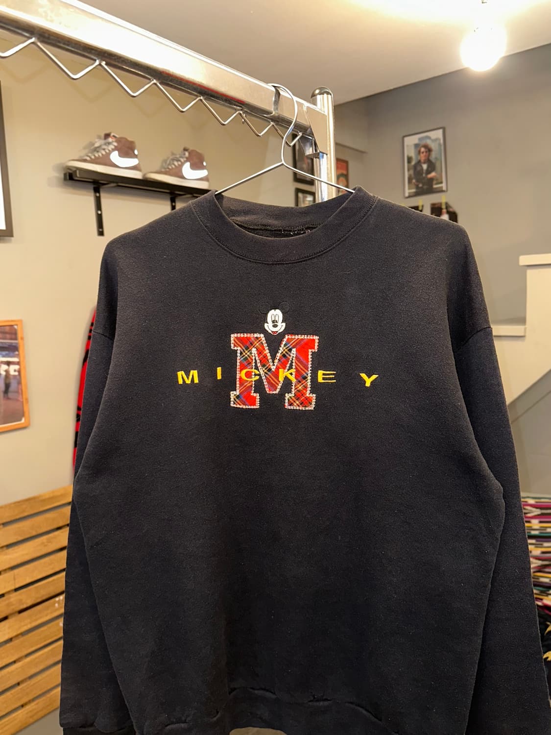 90’s Disney Mickey M logo black sweats 상품이미지5