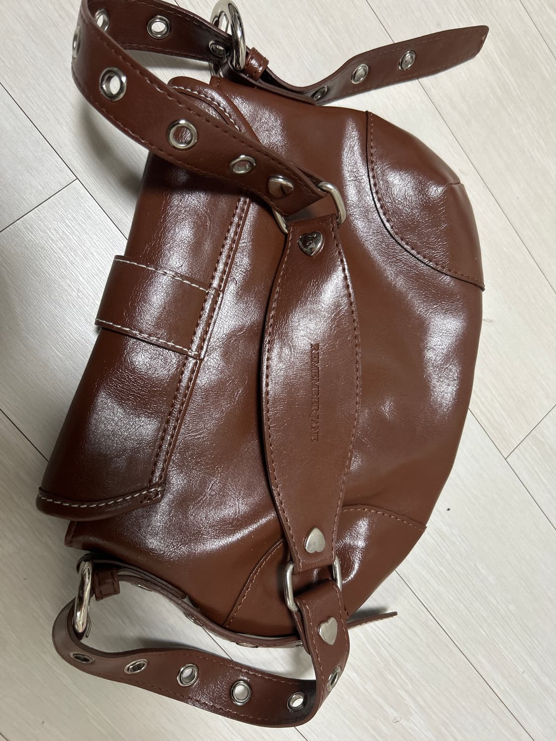 하트 브라운 숄더백 상품이미지2