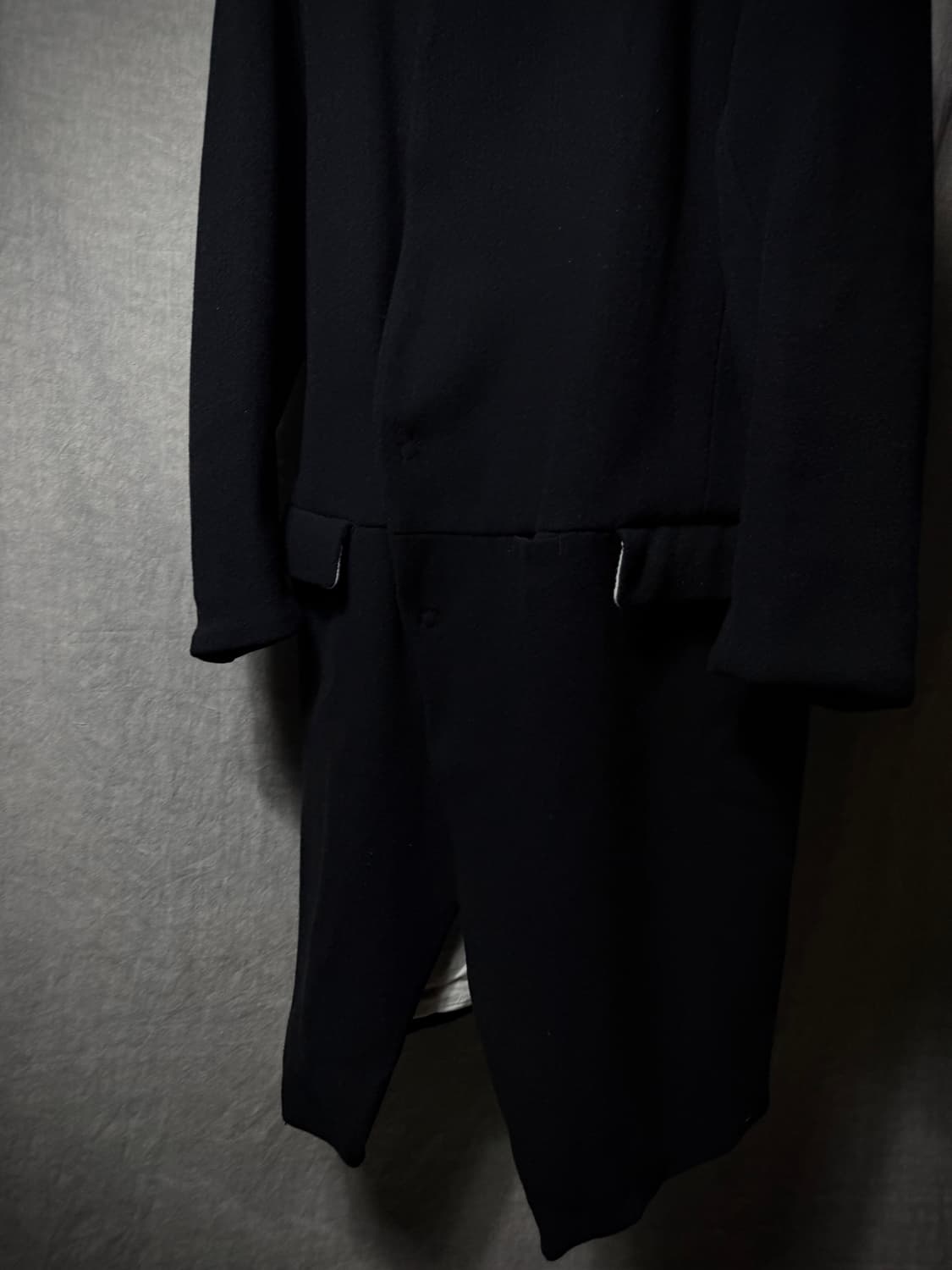 KLASICA Asymmetric Long Wool Coat 상품이미지3