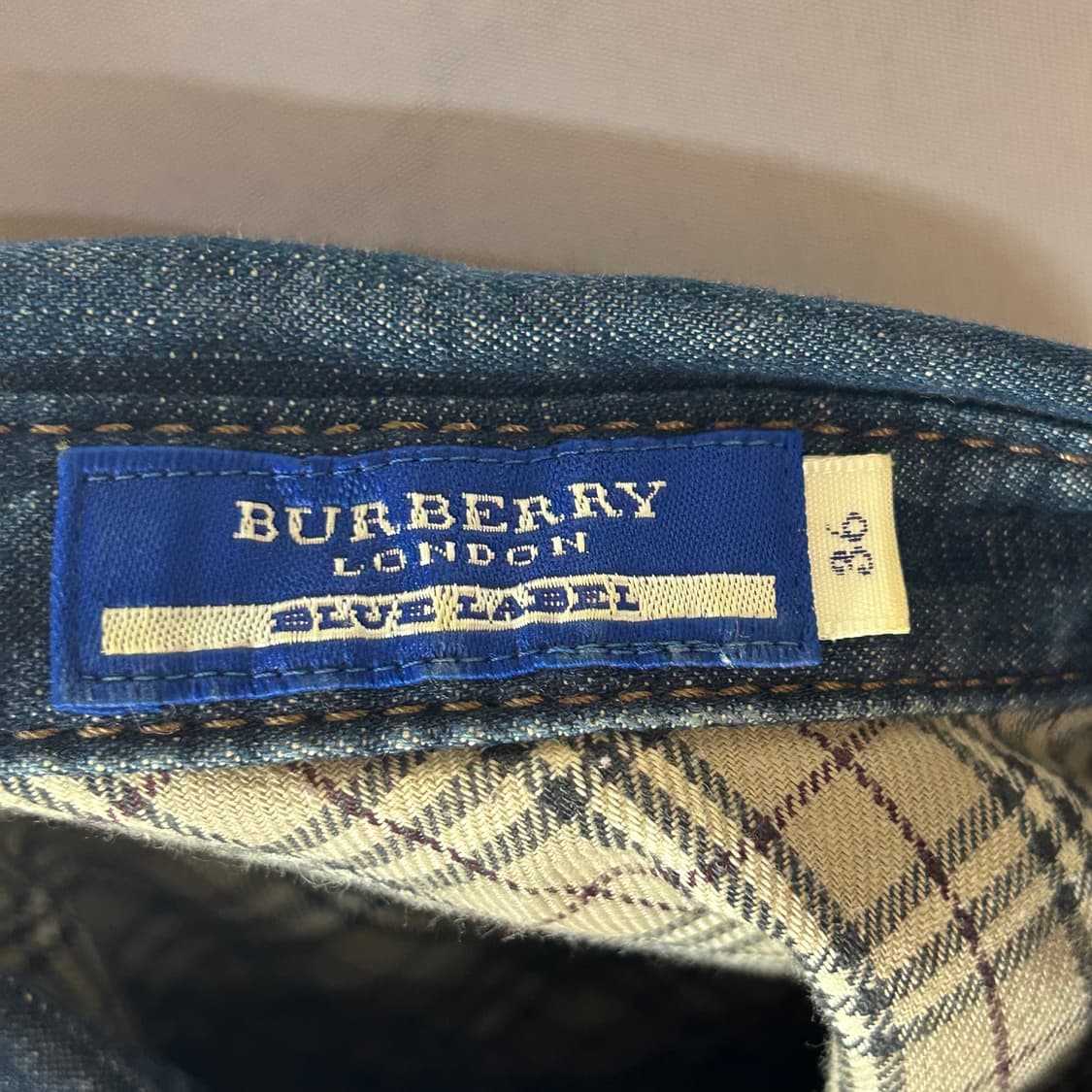 [BURBERRY] 버버리 블루라벨 프릴 데님 슬리브리스 셔츠 상품이미지6