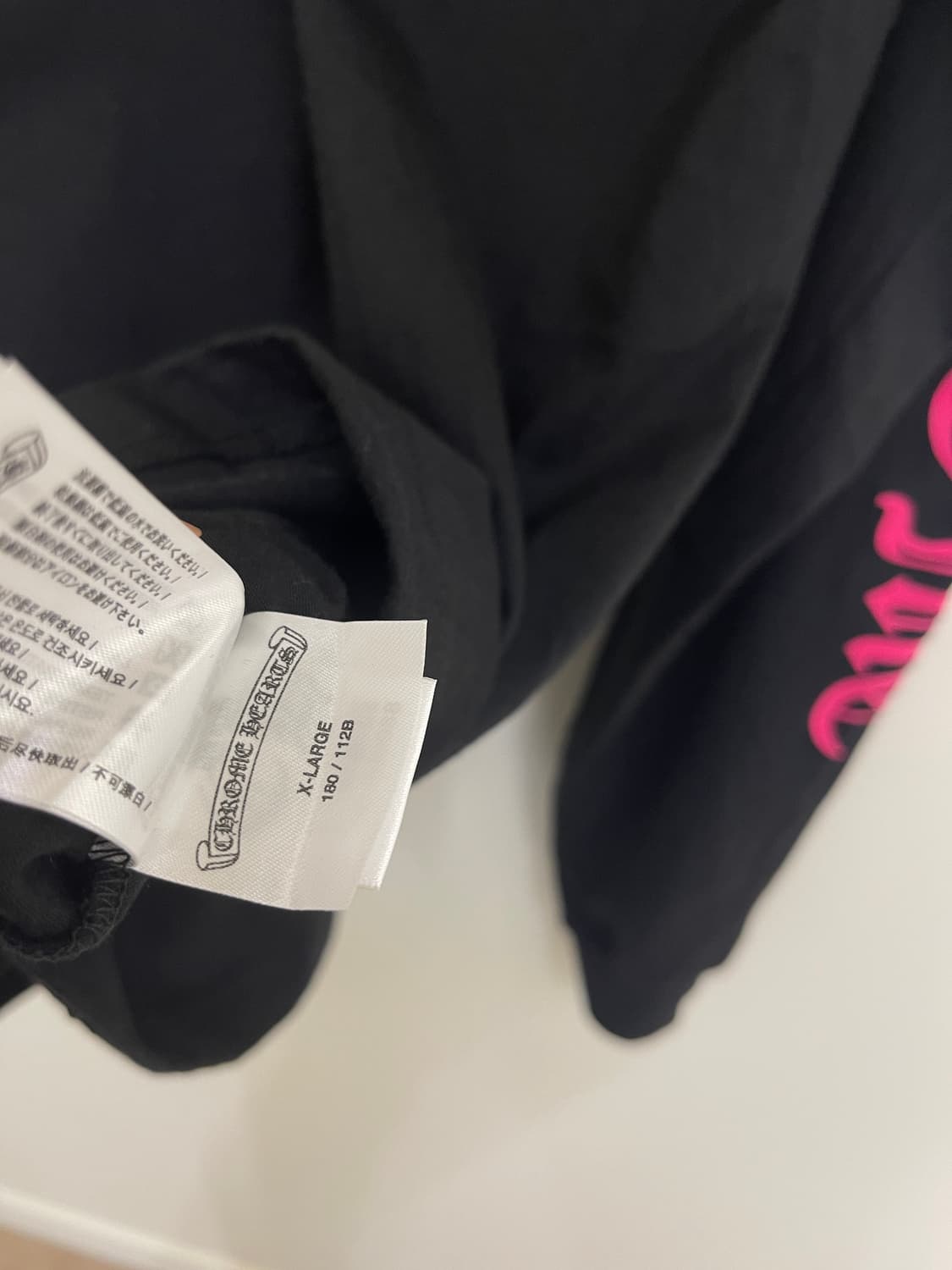 크롬하츠 넥로고 포켓 롱슬리브 블랙/핑크 XL사이즈 상품이미지3