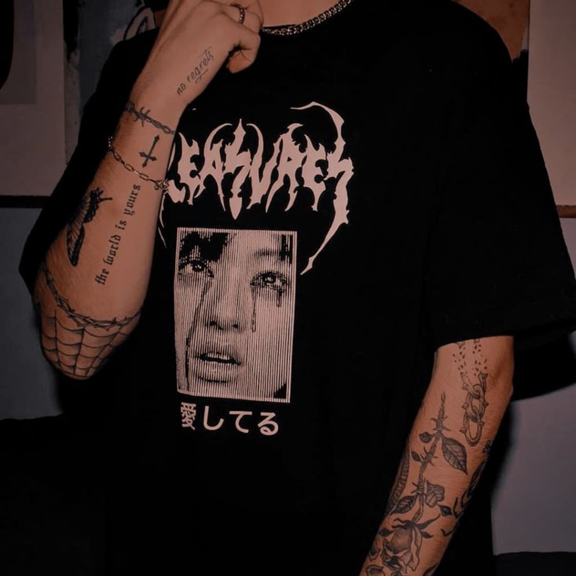 플레저스 반팔 티셔츠 상품이미지1