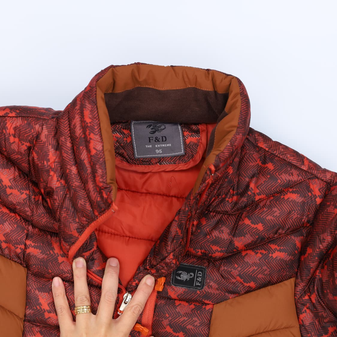 [95] 에프앤디 경량 패딩 점퍼 1210H1 상품이미지4