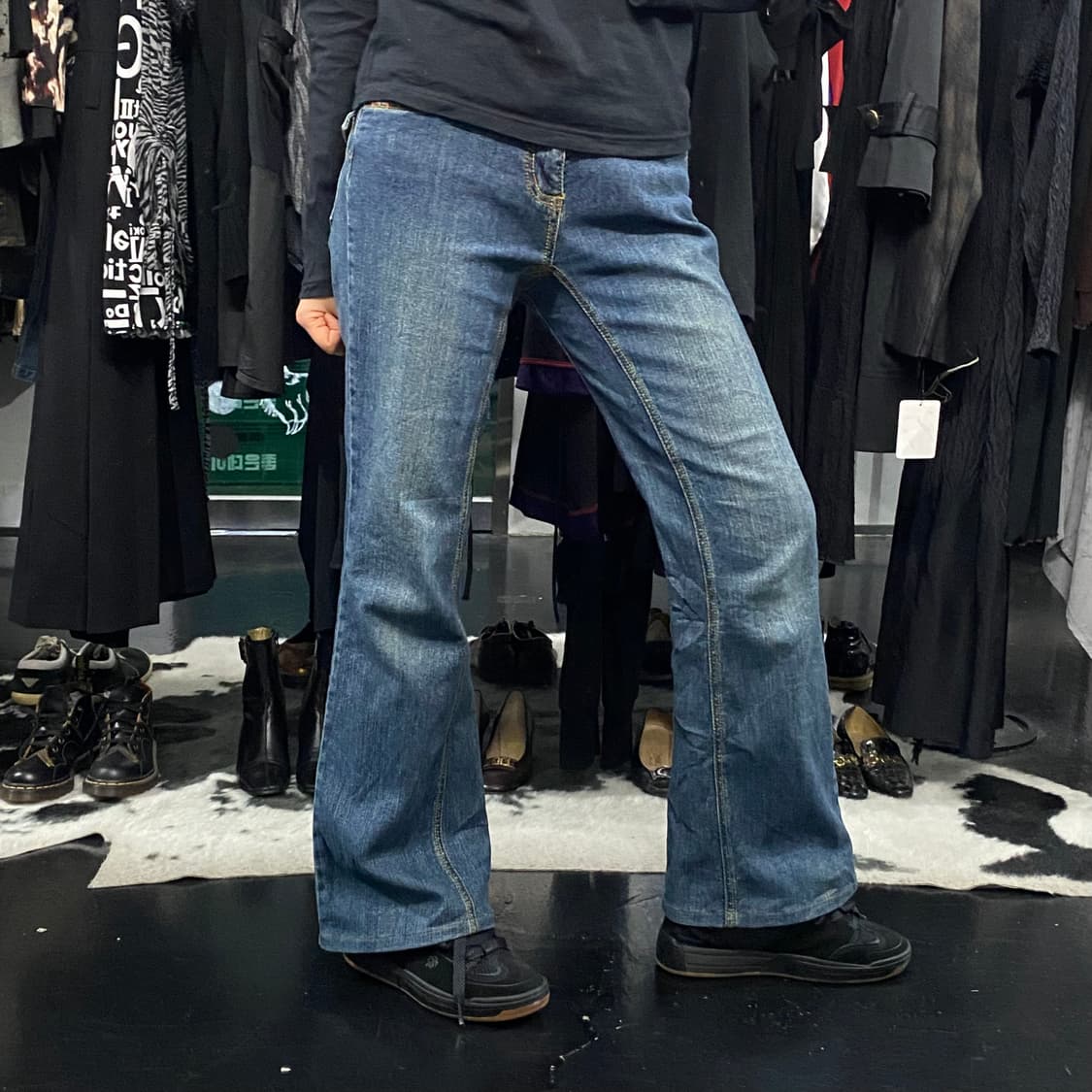 Japanese vtg 큐빅 버튼 디테일 부츠컷데님 상품이미지1