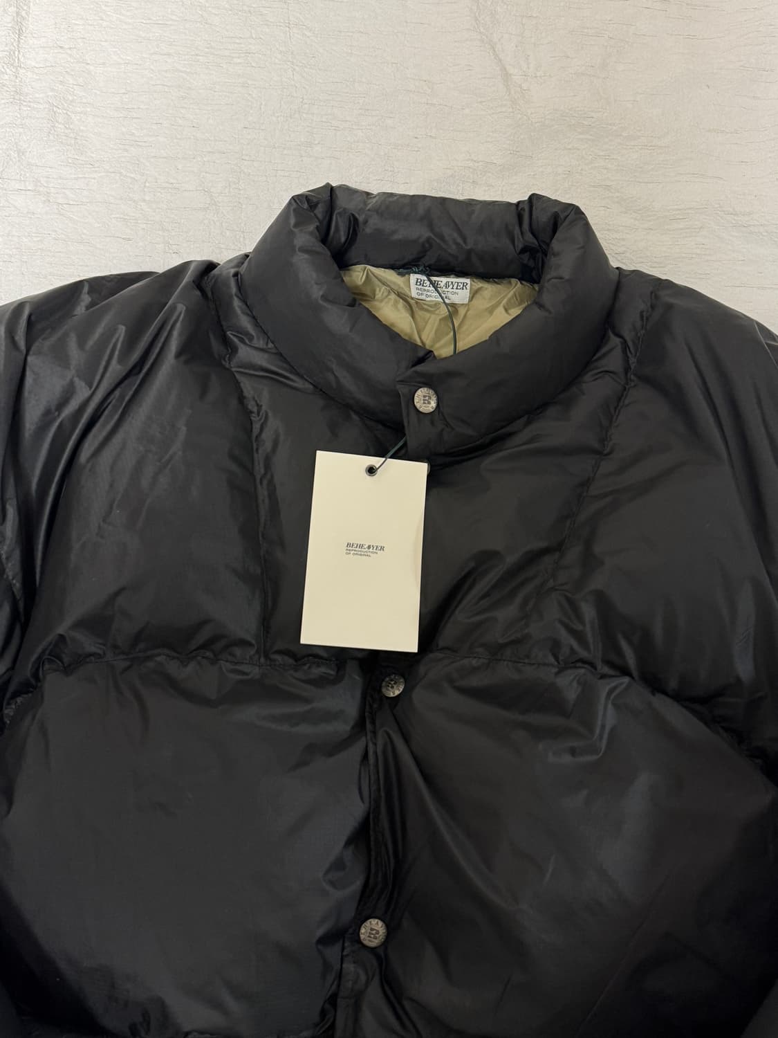 비헤비어 폴라 덕다운 패딩 자켓 - 블랙 3사이즈 상품이미지2