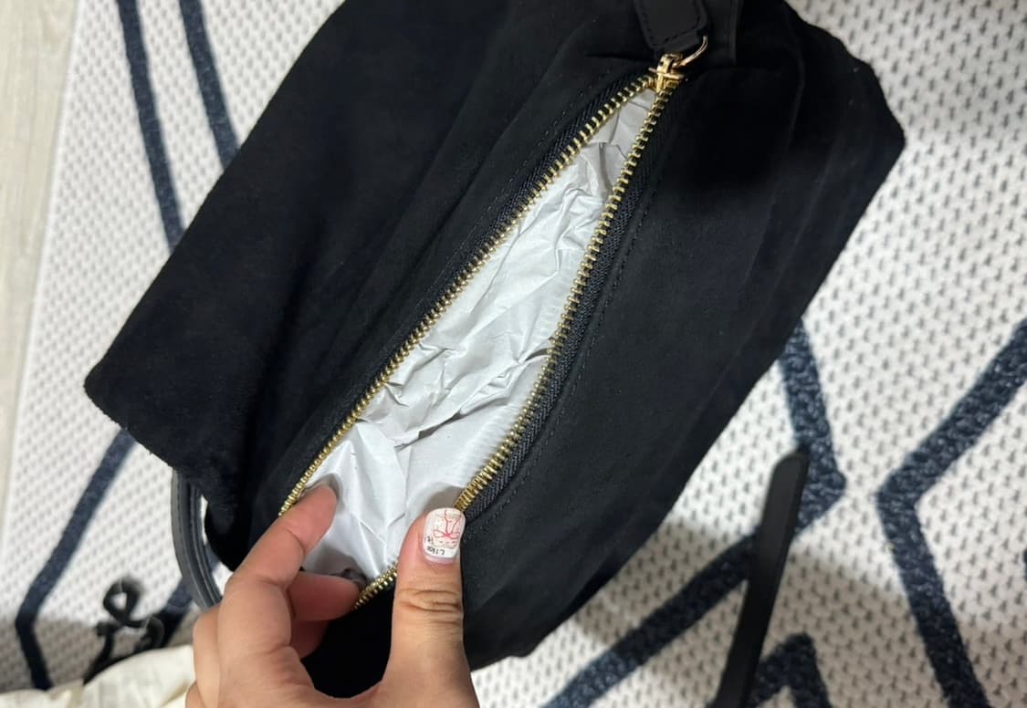 투에투아 마마스백 스웨이드블랙(새상품) 상품이미지5